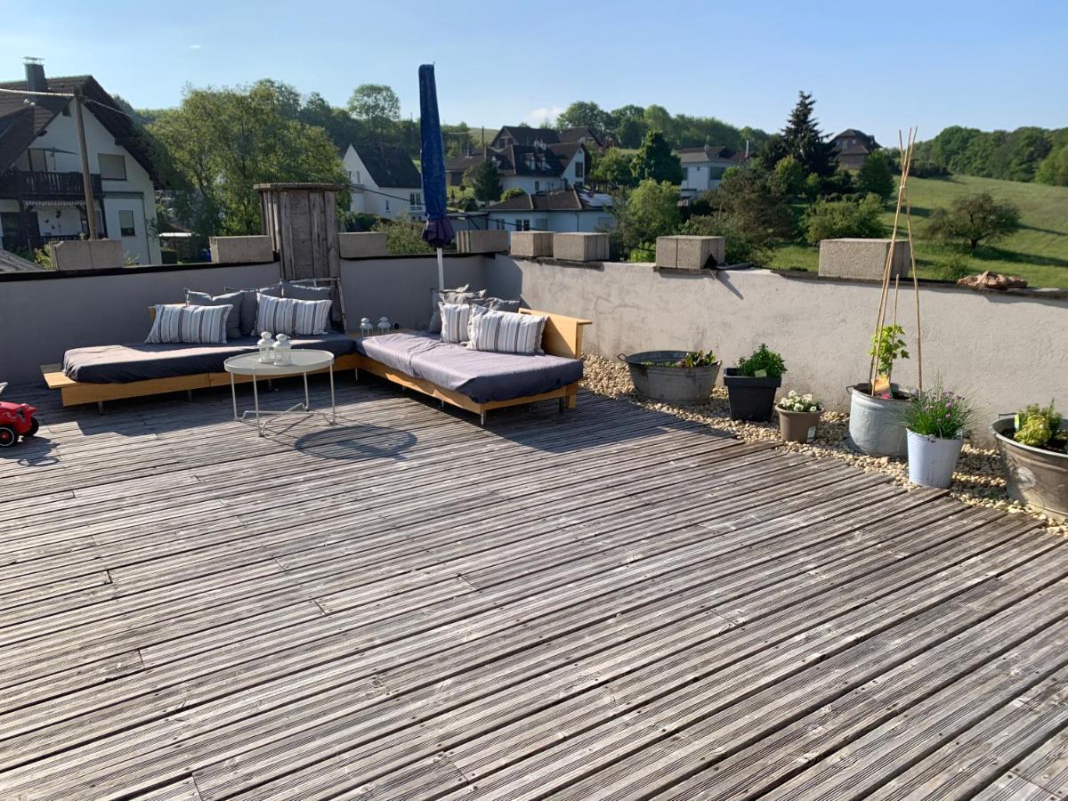 Design Appartment With Big Terrace Halsenbach Exterior foto